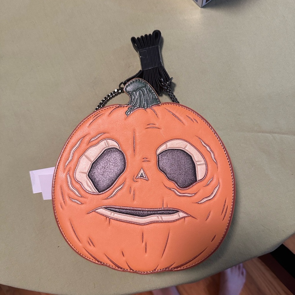 Universal Studios Lil Boo HHN bag